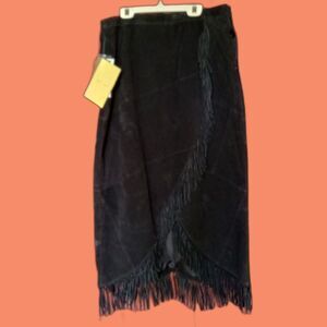 Denim & Co. Ladies Black Suede Fringed Skirt sz. Medium